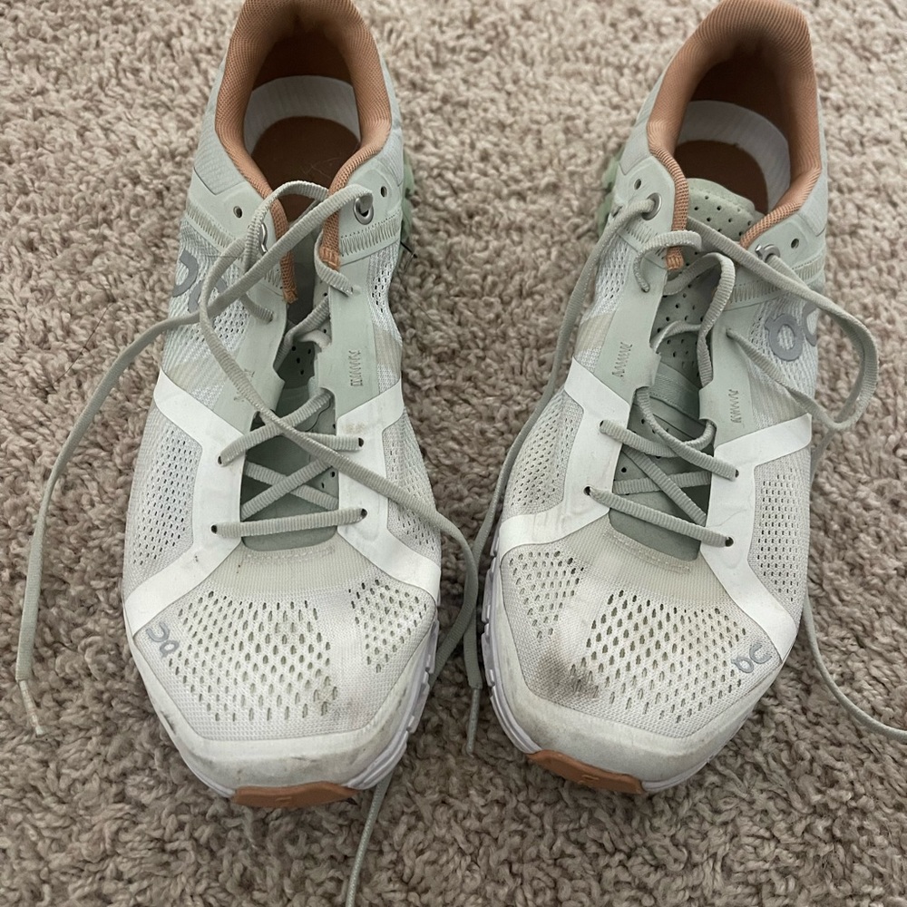 OnCloud sneakers